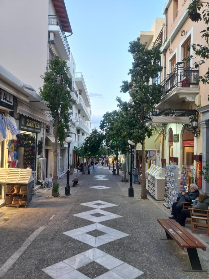 Mk Lux Suites - Steps To Beach Agios Nikolaos  Exterior photo