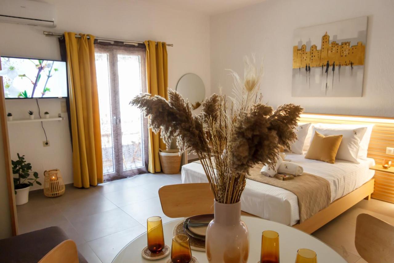 Mk Lux Suites - Steps To Beach Agios Nikolaos  Exterior photo
